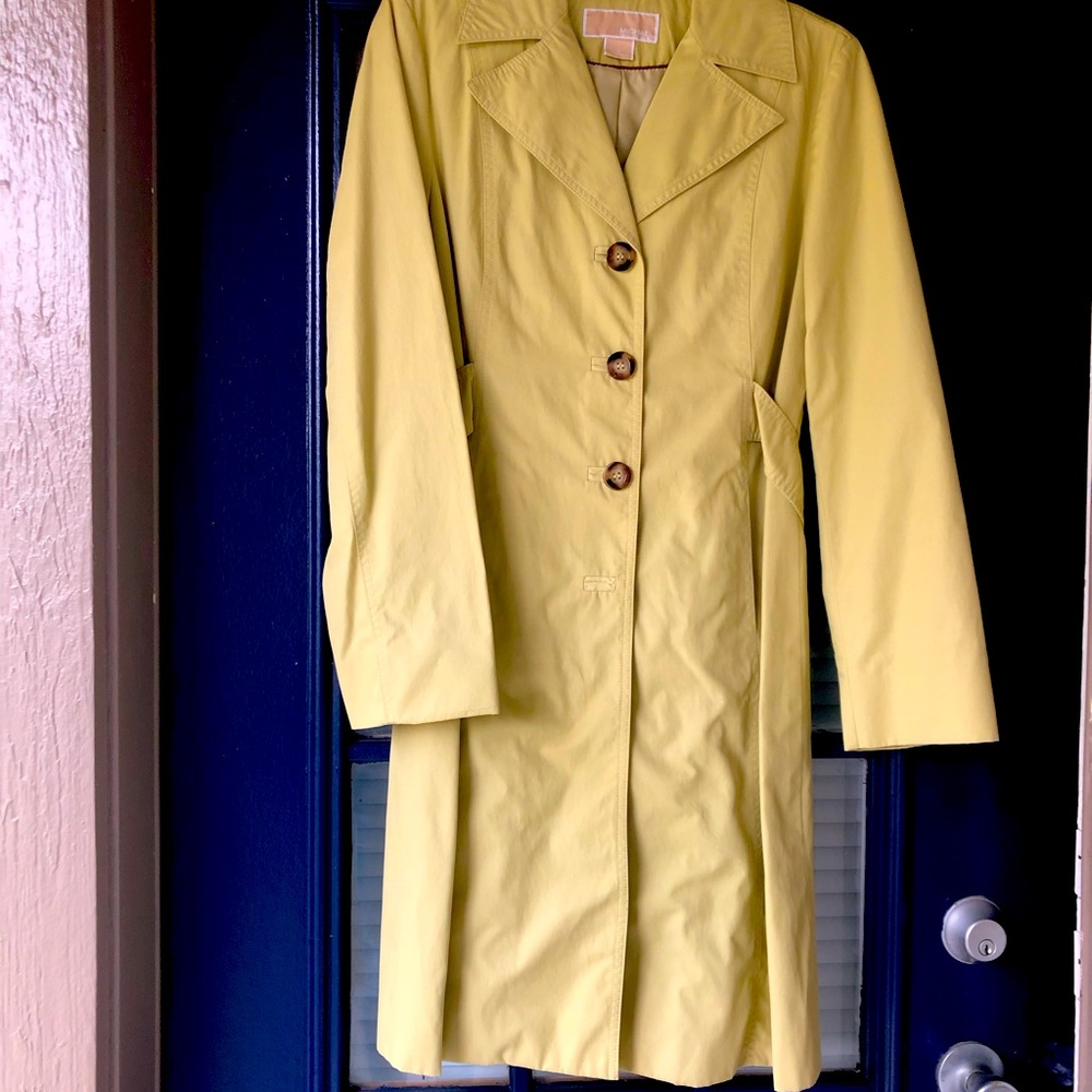 Like new - worn a few times! Offers welcomed!